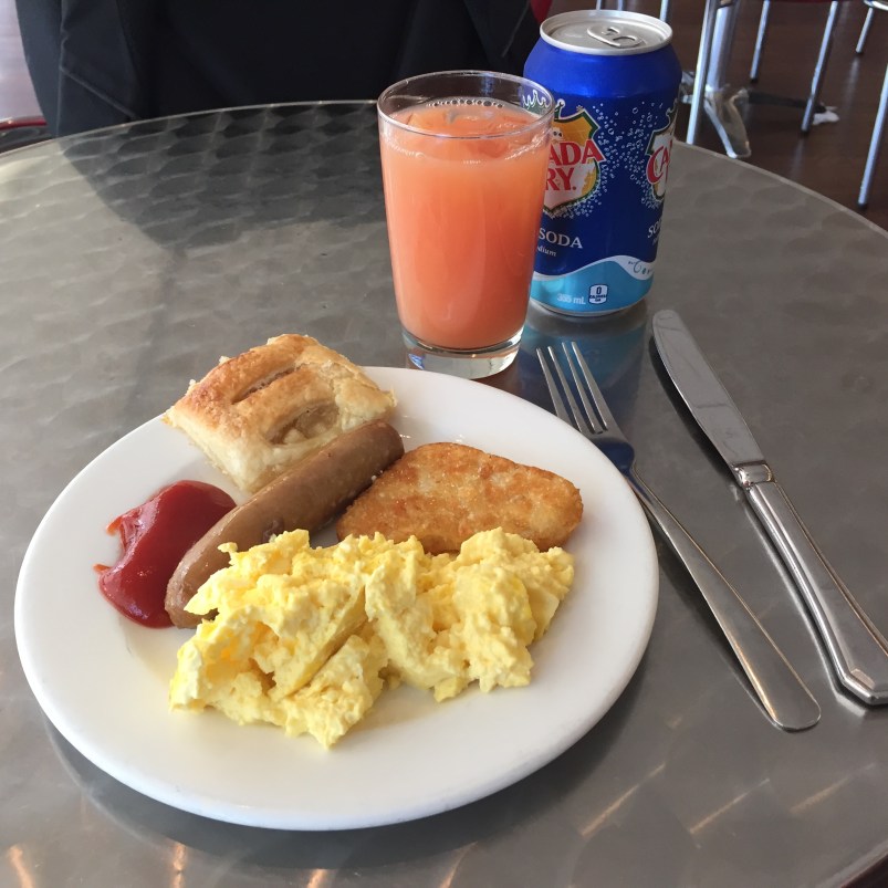 What a breakfast! I realized it was the first hot breakfast I've had in probably a month. It was AMAZING.